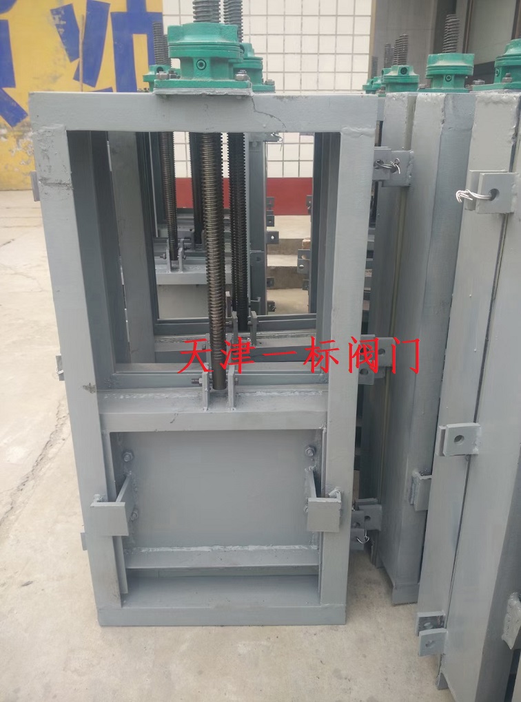 点击新窗口打开大图